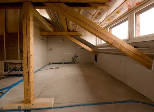 Bild 10 Ausbau Dachgeschoss Mehrfamilienhaus, Allschwil